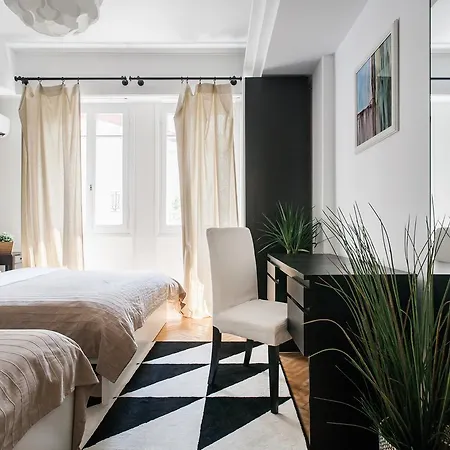 Ermou Inn Athens